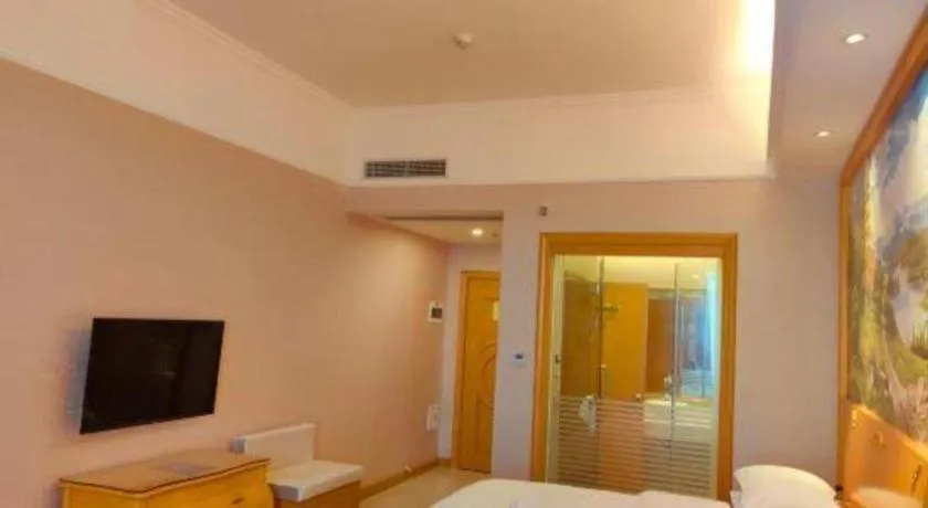 Bed in Vienna Hotel Guangdong Dongguan Chengnan Station