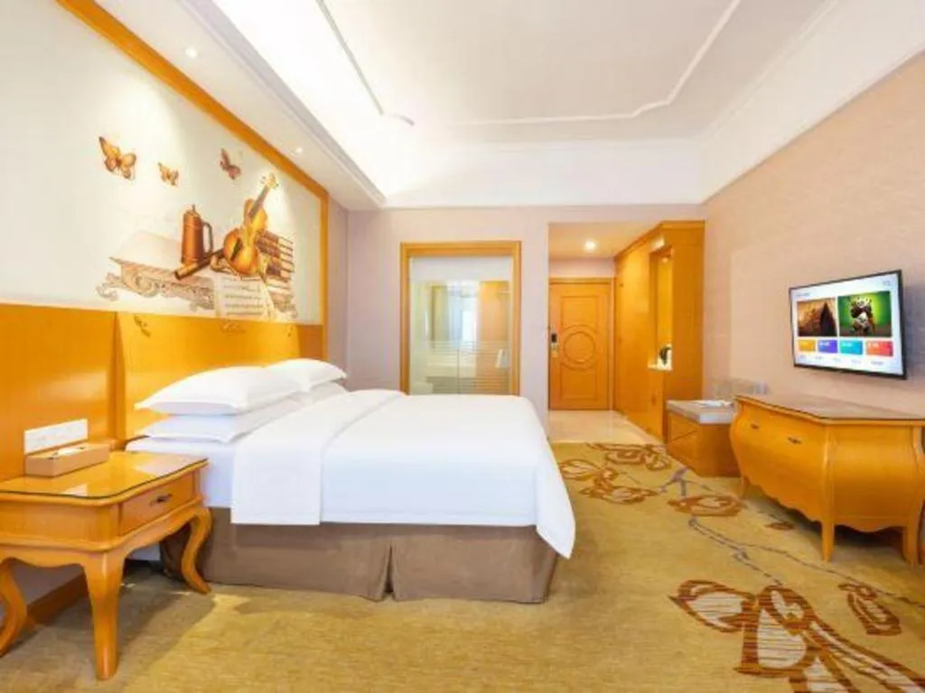 Bed in Vienna Hotel Guangdong Dongguan Chengnan Station