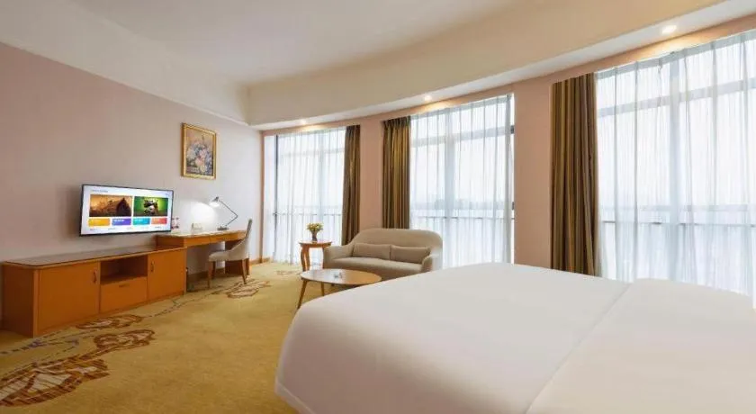 Bed in Vienna Hotel Guangdong Dongguan Chengnan Station