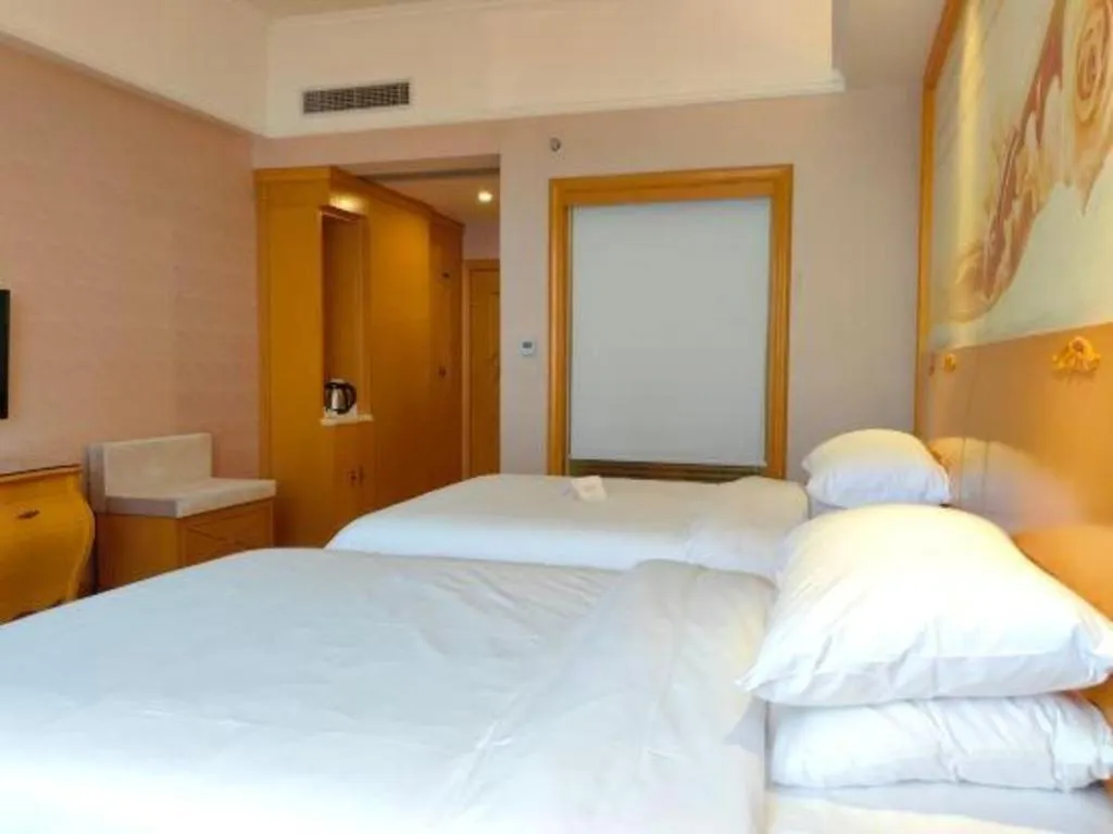 Bed in Vienna Hotel Guangdong Dongguan Chengnan Station