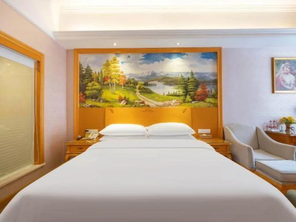 Bed in Vienna Hotel Guangdong Dongguan Chengnan Station