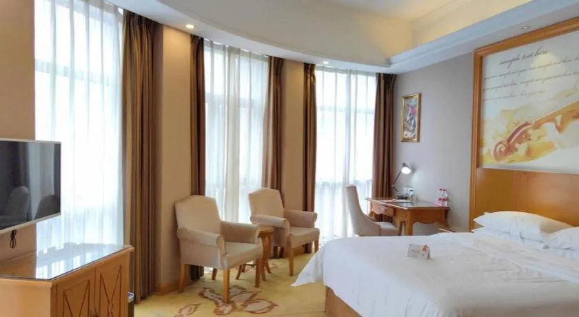 Bed in Vienna Hotel Guangdong Dongguan Chengnan Station