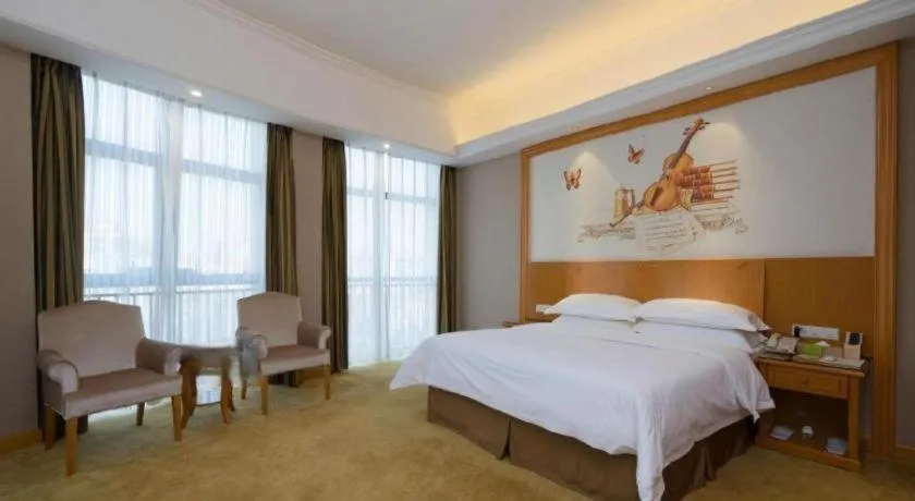 Bed in Vienna Hotel Guangdong Dongguan Chengnan Station