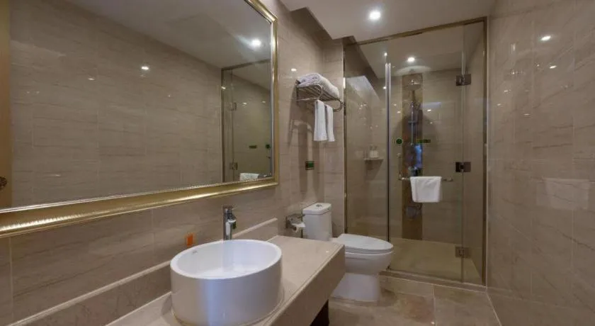 Vienna Hotel Guangzhou Huadu Financial Center Sunac Amusement Park