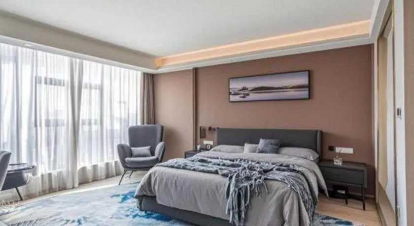 Bed in Vienna Hotel Guangzhou Huadu Financial Center Sunac Amusement Park