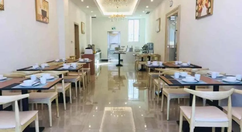 Vienna Hotel Guangzhou Huadu Financial Center Sunac Amusement Park