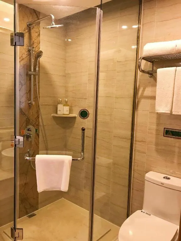 Vienna Hotel Guangzhou Huadu Financial Center Sunac Amusement Park