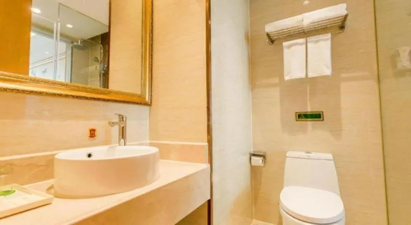 Vienna Hotel Jiangsu Kunshan Changjiang North Road Fenghuangcheng