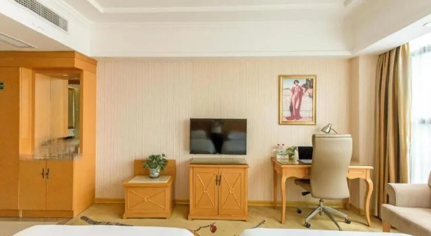 Vienna Hotel Jiangsu Kunshan Changjiang North Road Fenghuangcheng