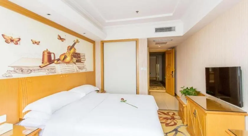 Bed in Vienna Hotel Jiangsu Kunshan Changjiang North Road Fenghuangcheng