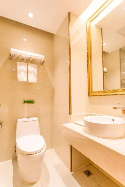 Vienna Hotel Jiangsu Kunshan Changjiang North Road Fenghuangcheng