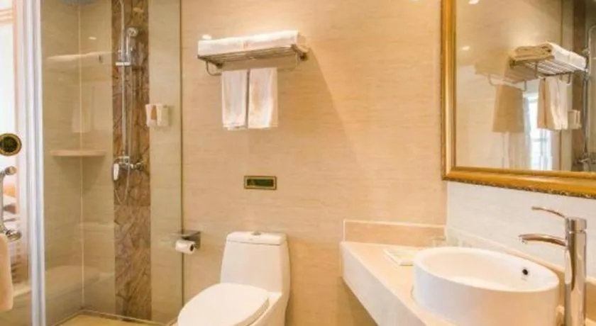 Vienna Hotel Jiangsu Kunshan Changjiang North Road Fenghuangcheng