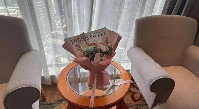 Vienna Hotel Guiyang North Station Dream City