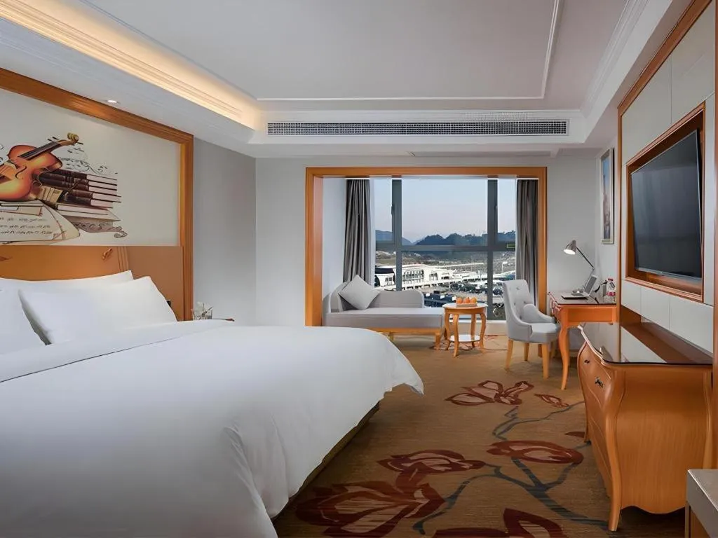 Bed in Vienna Hotel Guiyang North Station Dream City