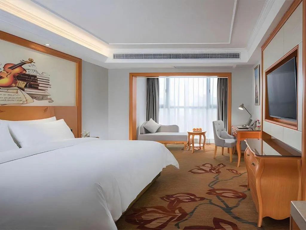 Bed in Vienna Hotel Guiyang North Station Dream City