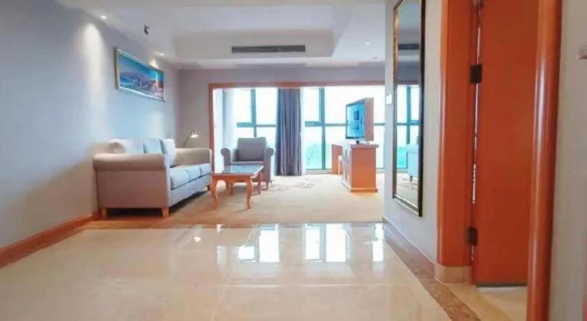 Vienna Hotel Guiyang North Station Dream City