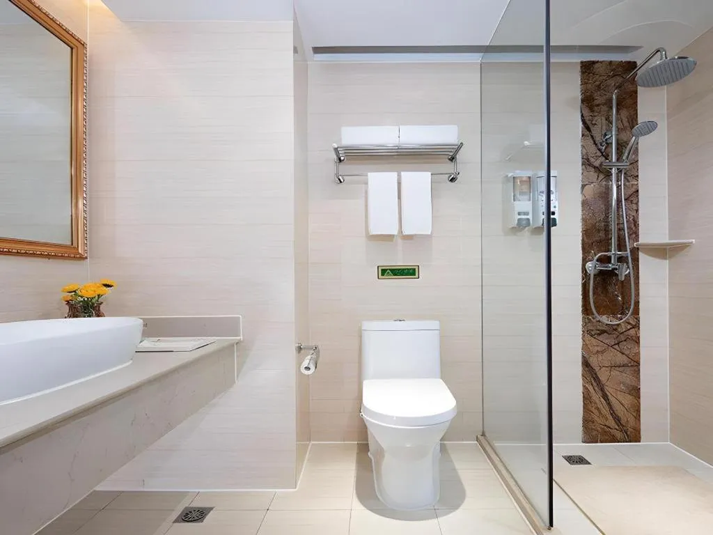 Vienna Hotel Anhui Huainan Shou County South Gate of Ancient Town Jinrun Central City