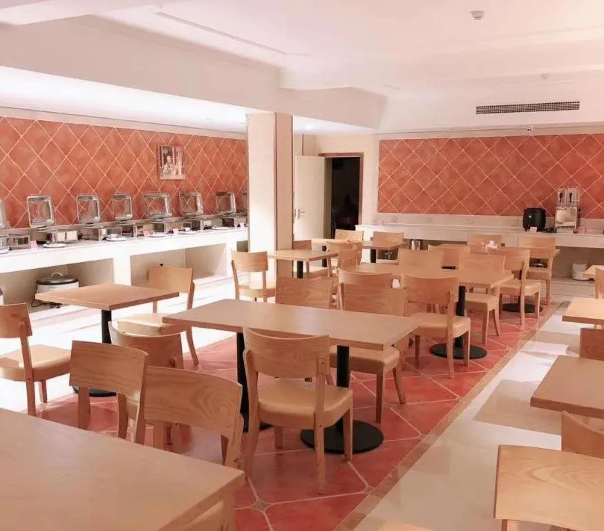 Vienna Hotel Anhui Huainan Shou County South Gate of Ancient Town Jinrun Central City