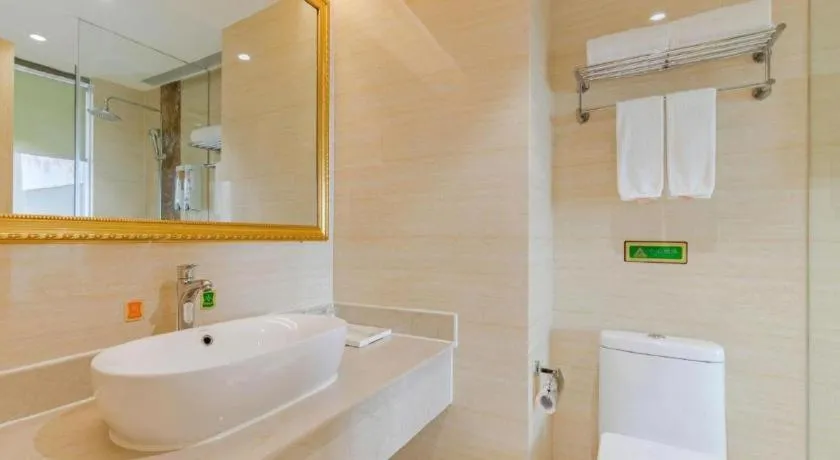 Vienna Hotel Anhui Huainan Shou County South Gate of Ancient Town Jinrun Central City