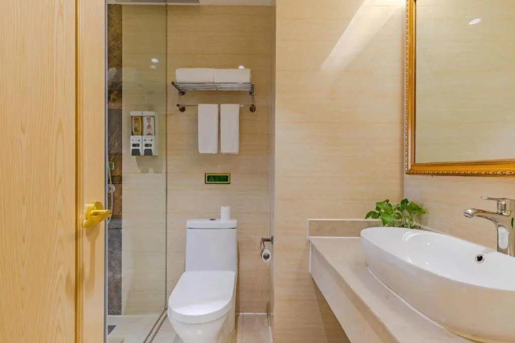 Vienna Hotel Anhui Huainan Shou County South Gate of Ancient Town Jinrun Central City