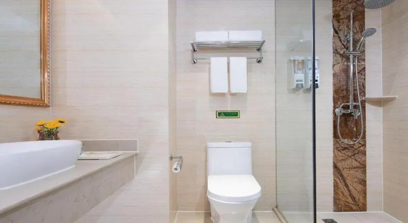 Vienna Hotel Anhui Huainan Shou County South Gate of Ancient Town Jinrun Central City