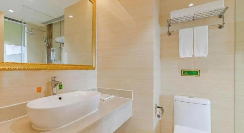 Vienna Hotel Anhui Huainan Shou County South Gate of Ancient Town Jinrun Central City