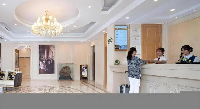 Vienna Hotel Anhui Huainan Shou County South Gate of Ancient Town Jinrun Central City