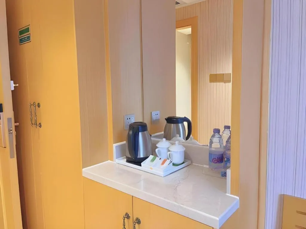 Vienna Hotel Guangdong Zhongshan Caihong Avenue