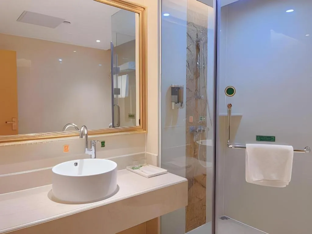 Vienna Hotel Guangdong Zhongshan Caihong Avenue