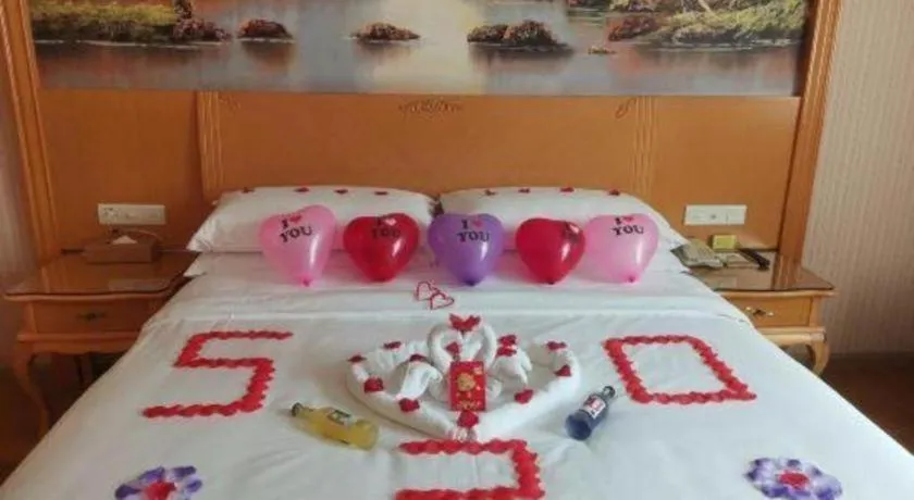 Bed in Vienna Hotel Guangdong Huiyang Qiuchang Yingbin Road