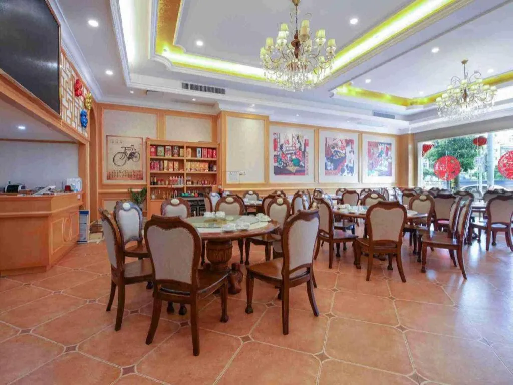 Vienna Hotel Guangdong Huiyang Qiuchang Yingbin Road