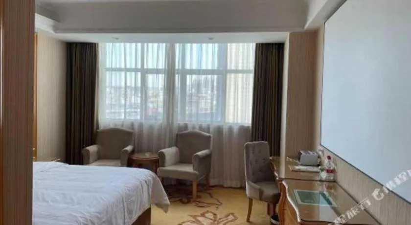 Bed in Vienna Hotel Guangdong Huiyang Qiuchang Yingbin Road