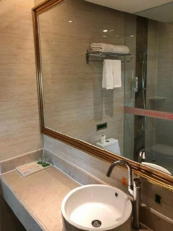 Vienna Hotel Guangdong Huiyang Qiuchang Yingbin Road