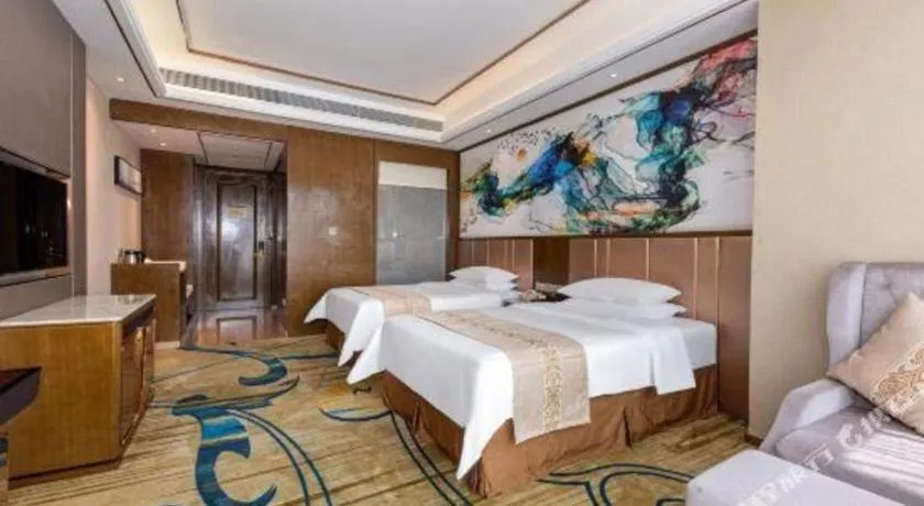 Bed in Venus Royal Hotel Nanning East High-Speed Railway Station