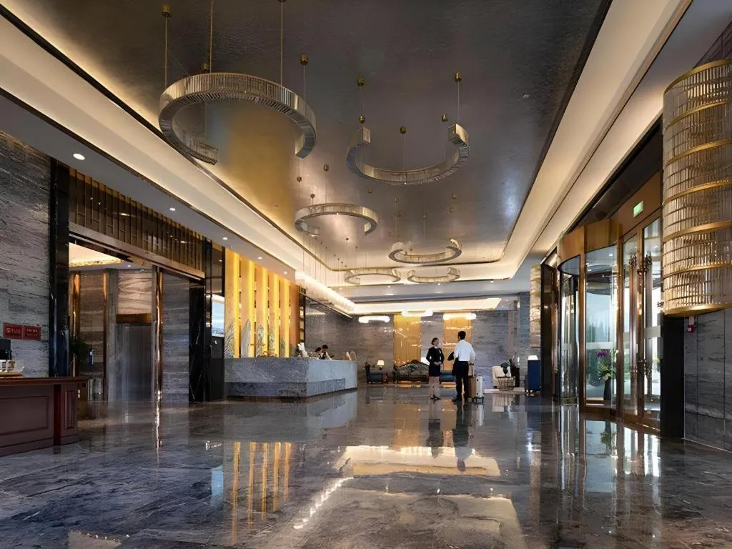 Venus Royal Hotel Nanning East High-Speed Railway Station