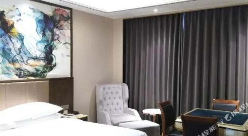 Bed in Venus Royal Hotel Nanning East High-Speed Railway Station