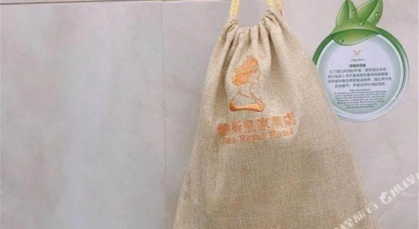 Venus Royal Hotel Nanning East High-Speed Railway Station