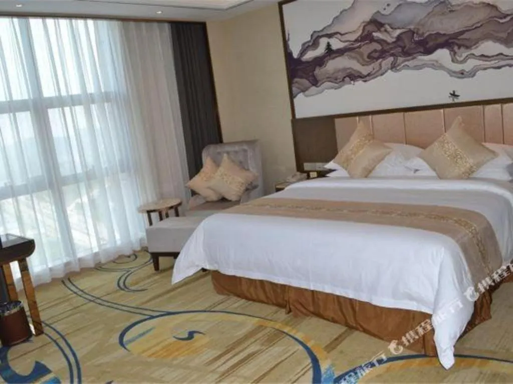 Bed in Venus Royal Hotel Nanning East High-Speed Railway Station