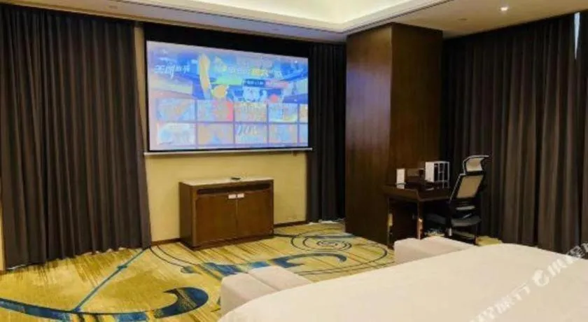 Bed in Venus Royal Hotel Nanning East High-Speed Railway Station