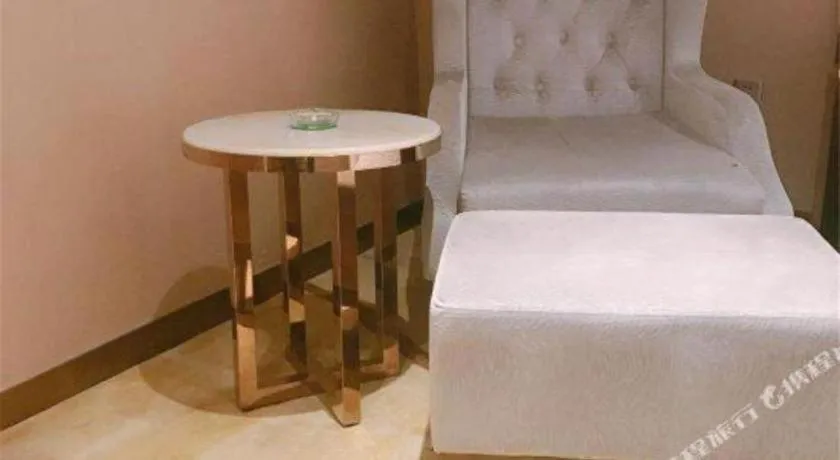 Bed in Venus Royal Hotel Nanning East High-Speed Railway Station