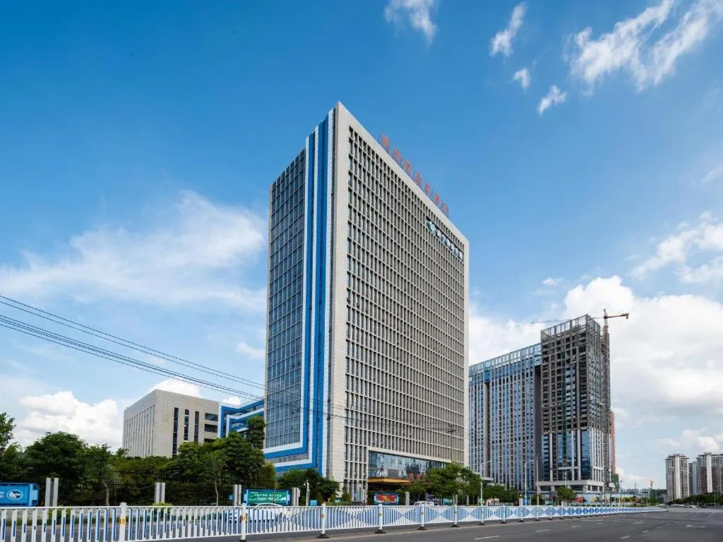 Venus Royal Hotel Nanning East High-Speed Railway Station