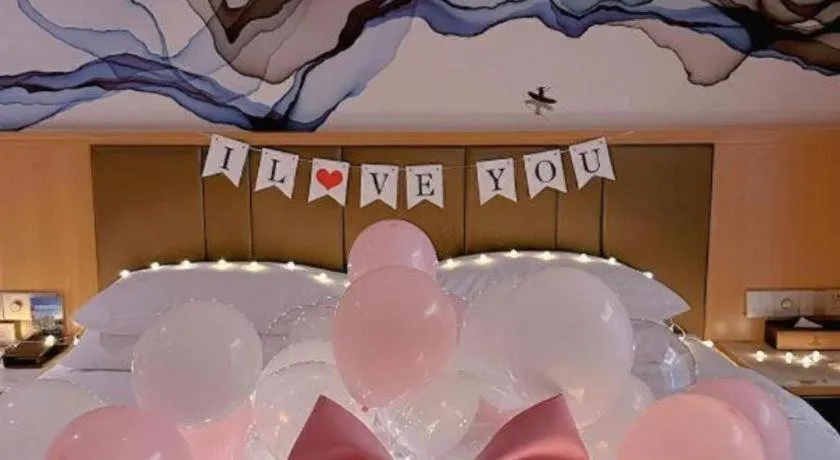 Venus Royal Hotel Nanning East High-Speed Railway Station