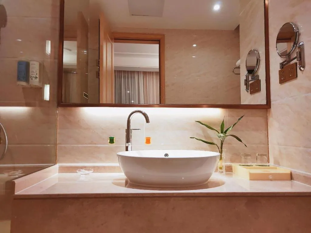 Vienna Hotel Fuzhou University Town Boshihou