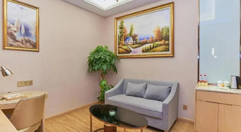 Vienna Hotel Fuzhou University Town Boshihou