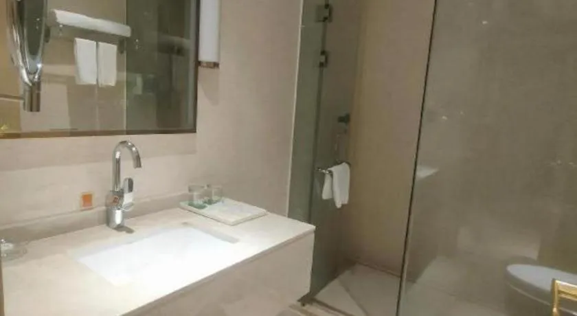 Vienna Hotel Guangdong Zhaoqing East Station Dinghu Mountain Scenic Area