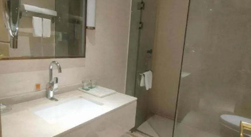 Vienna Hotel Guangdong Zhaoqing East Station Dinghu Mountain Scenic Area