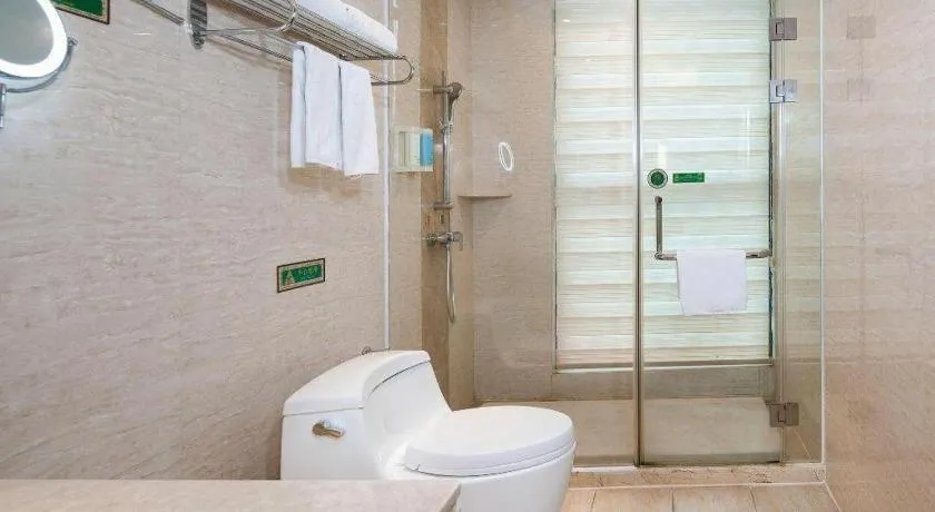 Vienna Hotel Guangdong Zhaoqing East Station Dinghu Mountain Scenic Area