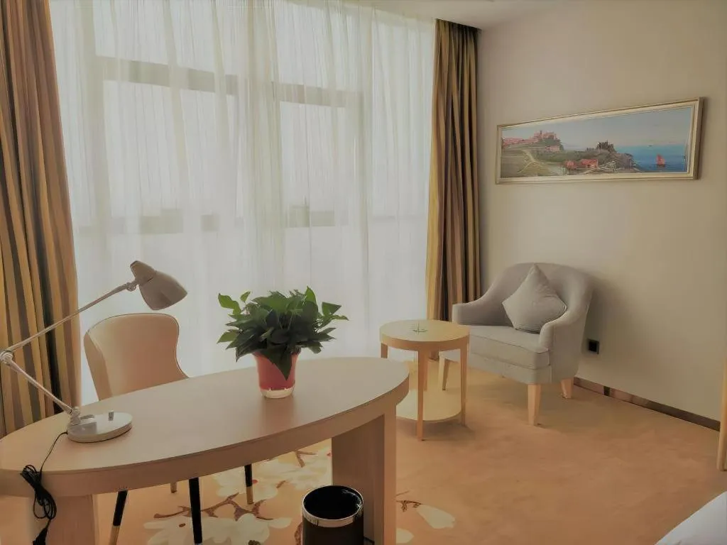 Vienna Hotel Shaanxi Weinan Shengli Street Railway Station