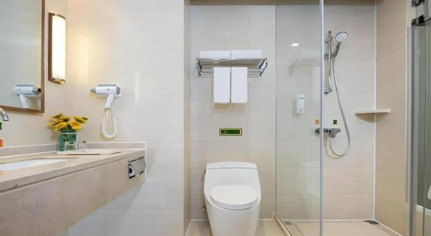 Vienna Hotel Shaanxi Weinan Shengli Street Railway Station