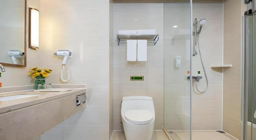 Vienna Hotel Shaanxi Weinan Shengli Street Railway Station